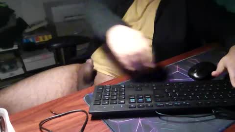 Snapshot of _daddypimp chatting on February 24, 2026, 12:08 am Paul online show from February 24, 2026, 12:08 am