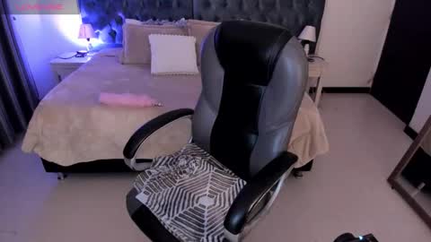 Dani online show from September 24, 2025, 3:32 am