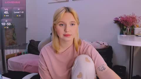 Snapshot of _dewpoint_ chatting on September 24, 2025, 8:12 pm Ri   online show from September 24, 2025, 8:12 pm