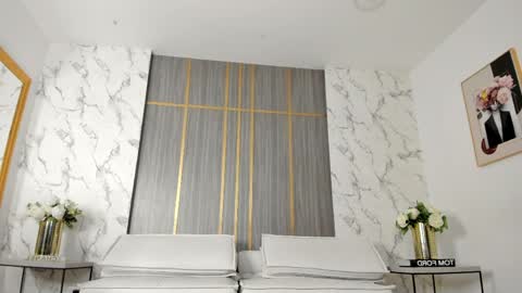 Snapshot of _dollargirl_ chatting on April 2, 2026, 1:42 pm Abril online show from April 2, 2026, 1:42 pm