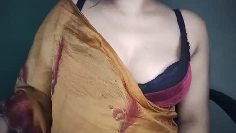 Snapshot of _dreamgirl_0 chatting on June 28, 2026, 3:51 pm _dreamgirl_0 online show from June 28, 2026, 3:51 pm