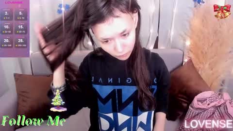 _emily__strike_ online show from January 3, 2025, 9:47 am