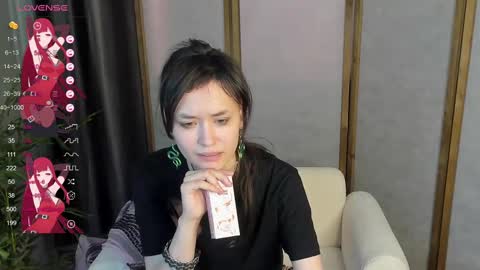 _emily__strike_ online show from February 26, 2025, 10:04 am