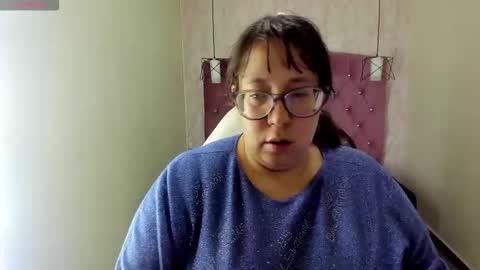 Emily  online show from October 2, 2025, 12:12 pm