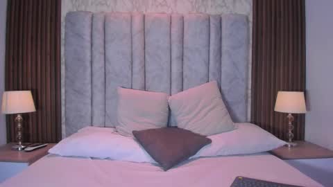  emily skinny online show from November 10, 2025, 12:37 pm