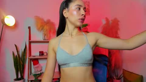 Snapshot of _emma_m chatting on November 25, 2025, 9:48 pm emma morryson online show from November 25, 2025, 9:48 pm