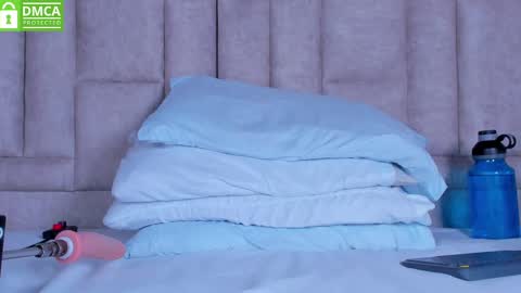 _eris_rose online show from September 25, 2025, 8:45 pm