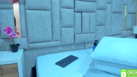 _eris_rose online show from November 18, 2025, 7:07 pm