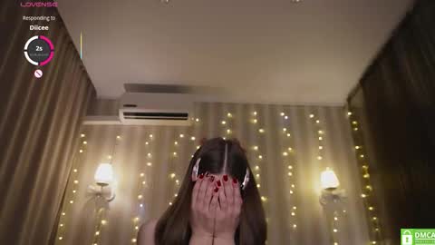 Alice online show from December 5, 2025, 5:20 pm