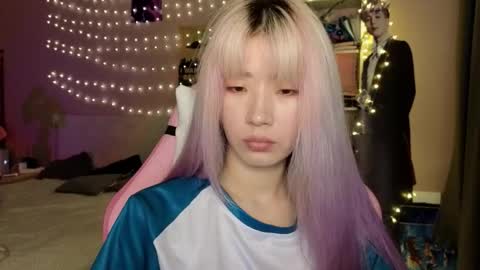 Snapshot of _eve____ chatting on February 4, 2026, 10:26 pm EveEva online show from February 4, 2026, 10:26 pm