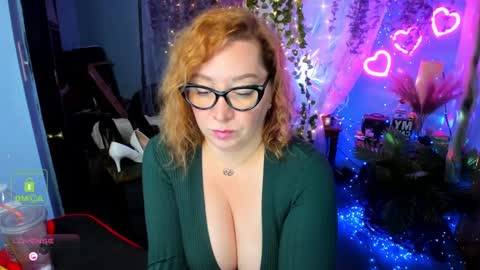 Snapshot of _fantastic_ellie_ chatting on March 9, 2025, 5:28 pm Wow mommy online show from March 9, 2025, 5:28 pm