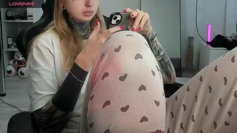 Alis online show from November 21, 2025, 9:19 am