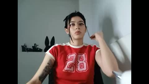 Snapshot of _genesid_dixton chatting on February 10, 2025, 12:52 am Mia-foster online show from February 10, 2025, 12:52 am