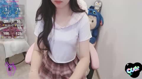 Snapshot of _girlcute_ chatting on September 26, 2025, 1:59 pm Anna online show from September 26, 2025, 1:59 pm