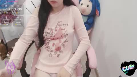 Snapshot of _girlcute_ chatting on October 8, 2025, 1:36 am Anna online show from October 8, 2025, 1:36 am