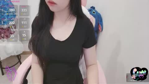 Snapshot of _girlcute_ chatting on October 20, 2025, 2:06 pm Anna online show from October 20, 2025, 2:06 pm