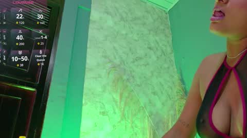 Gretta online show from October 2, 2025, 7:54 pm