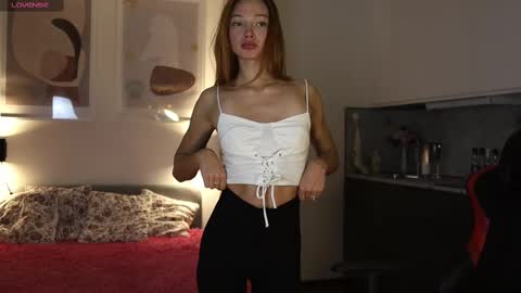 Katarina online show from February 12, 2025, 1:37 pm