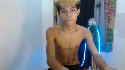 _guison online show from September 30, 2025, 2:33 pm