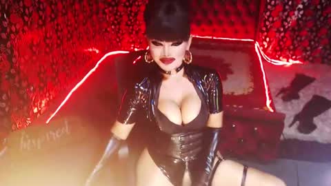 Snapshot of _hailyourqueenx chatting on December 26, 2024, 4:58 pm GoDDess  Chloe online show from December 26, 2024, 4:58 pm