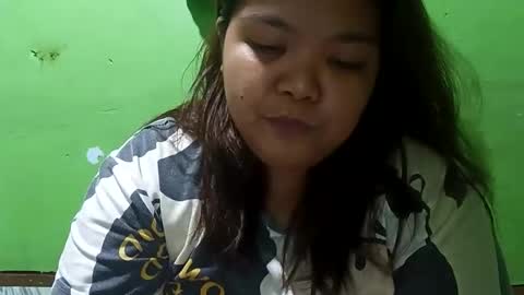 Snapshot of _hershey003 chatting on November 15, 2025, 2:13 pm _hershey003 online show from November 15, 2025, 2:13 pm