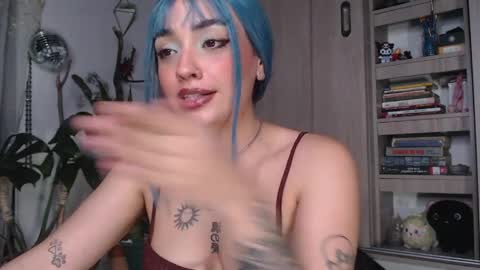 Jenn  online show from April 5, 2026, 12:08 am