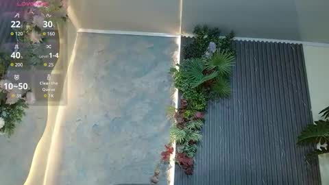 Snapshot of _ivone chatting on November 22, 2025, 7:02 pm Annie online show from November 22, 2025, 7:02 pm