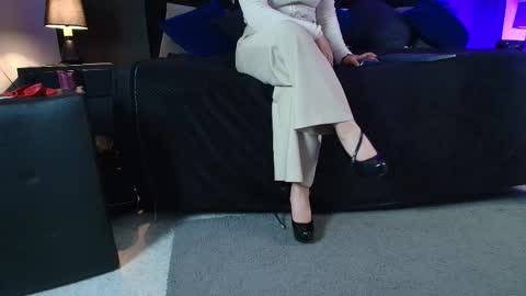 Miss Jade online show from February 14, 2026, 11:40 am