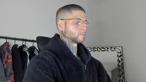 jeison online show from November 9, 2025, 2:10 am