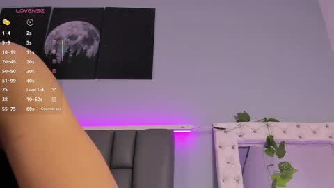 Jasmine online show from October 29, 2025, 1:35 pm