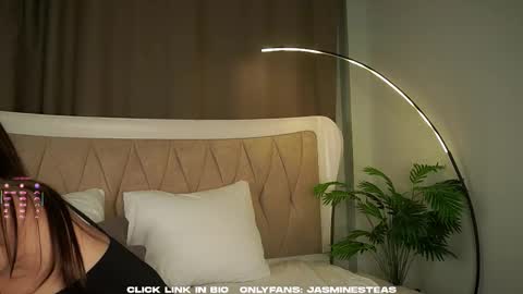 Candy online show from October 14, 2025, 2:12 am