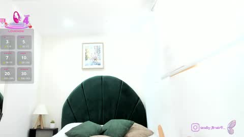    online show from April 11, 2026, 7:51 pm