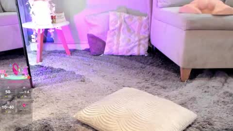    online show from April 18, 2026, 7:18 pm