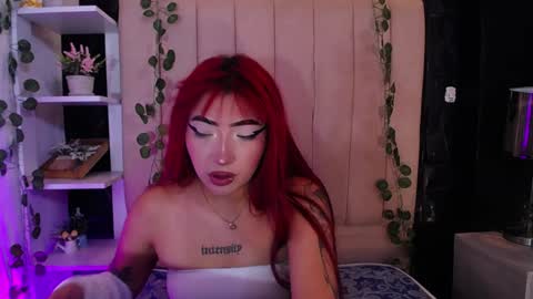 Mia online show from February 3, 2025, 5:03 pm