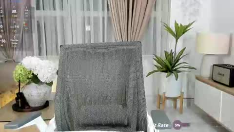 Snapshot of _joliie_ chatting on July 11, 2026, 7:38 pm _joliie_ online show from July 11, 2026, 7:38 pm