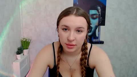 Snapshot of _julianaini_ chatting on February 11, 2026, 11:15 am Jolia online show from February 11, 2026, 11:15 am