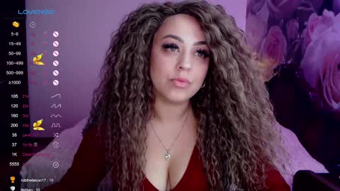 Snapshot of _just_a_queen_3 chatting on December 1, 2024, 6:19 pm _just_a_queen_3 online show from December 1, 2024, 6:19 pm