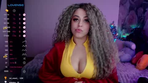 Snapshot of _just_a_queen_3 chatting on February 6, 2025, 9:17 pm _just_a_queen_3 online show from February 6, 2025, 9:17 pm