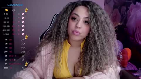 Snapshot of _just_a_queen_3 chatting on February 15, 2025, 9:16 am _just_a_queen_3 online show from February 15, 2025, 9:16 am