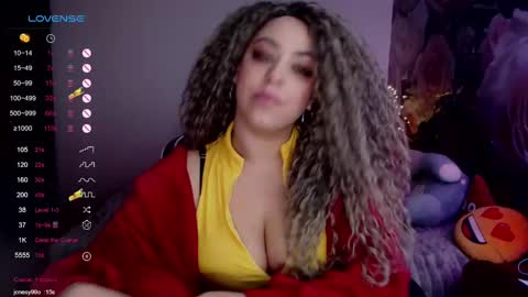 Snapshot of _just_a_queen_3 chatting on February 20, 2025, 5:51 pm _just_a_queen_3 online show from February 20, 2025, 5:51 pm