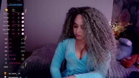 Snapshot of _just_a_queen_3 chatting on February 22, 2025, 6:30 pm _just_a_queen_3 online show from February 22, 2025, 6:30 pm