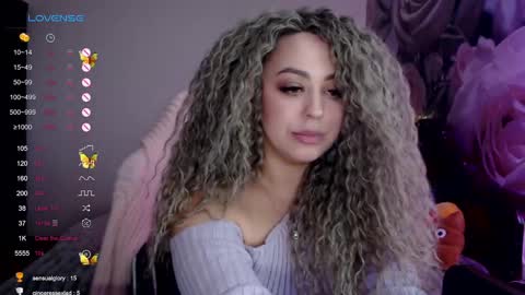 Snapshot of _just_a_queen_3 chatting on March 6, 2025, 6:26 pm _just_a_queen_3 online show from March 6, 2025, 6:26 pm