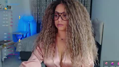 _just_a_queen_3 online show from December 21, 2025, 4:47 pm