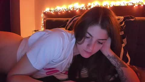 Snapshot of _just_a_simple_girl chatting on January 11, 2025, 3:09 pm _just_a_simple_girl online show from January 11, 2025, 3:09 pm