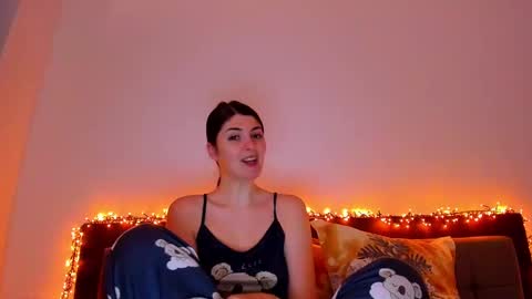 Snapshot of _just_a_simple_girl chatting on February 20, 2025, 11:31 am _just_a_simple_girl online show from February 20, 2025, 11:31 am