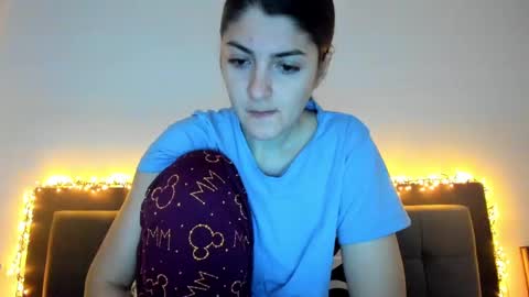 Snapshot of _just_a_simple_girl chatting on February 26, 2025, 9:21 am _just_a_simple_girl online show from February 26, 2025, 9:21 am