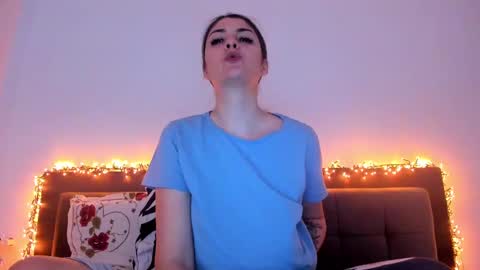 Snapshot of _just_a_simple_girl chatting on March 6, 2025, 11:14 am _just_a_simple_girl online show from March 6, 2025, 11:14 am