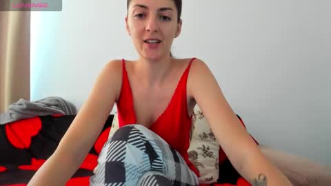 Snapshot of _just_a_simple_girl chatting on September 21, 2025, 9:33 am _just_a_simple_girl online show from September 21, 2025, 9:33 am