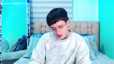 mod online show from March 19, 2026, 5:11 am