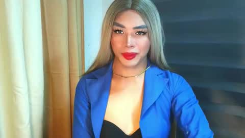 Snapshot of _karie_ chatting on May 6, 2026, 2:08 am _karie_ online show from May 6, 2026, 2:08 am